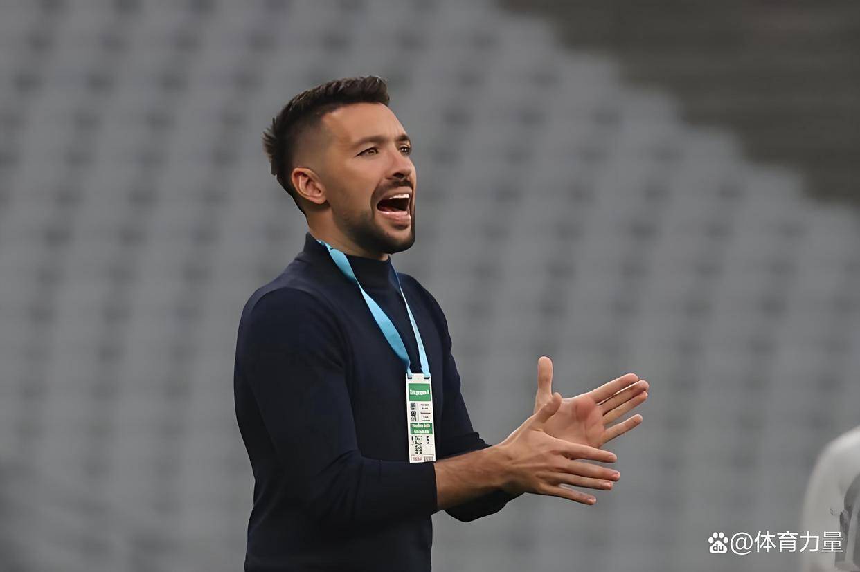 包含葡超今晨再迎强敌；广东宏远单刀错失；主帅态度：更衣室稳定；年轻球员得到机会的词条