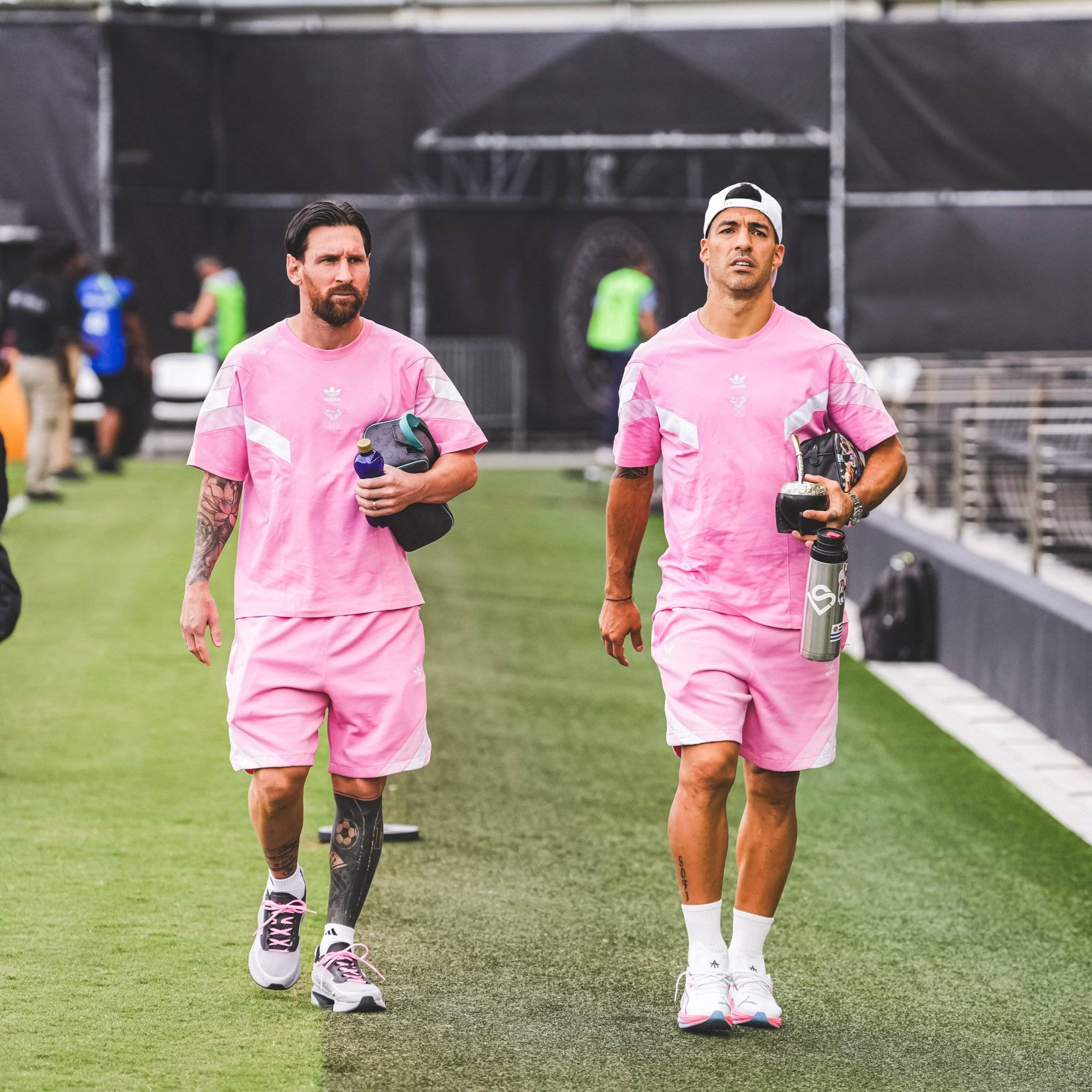 巴黎圣日耳曼训练开放日，今夜绝杀压哨引欢呼，法国杯在即，团队化学反应显著的简单介绍南宫电竞大舞台