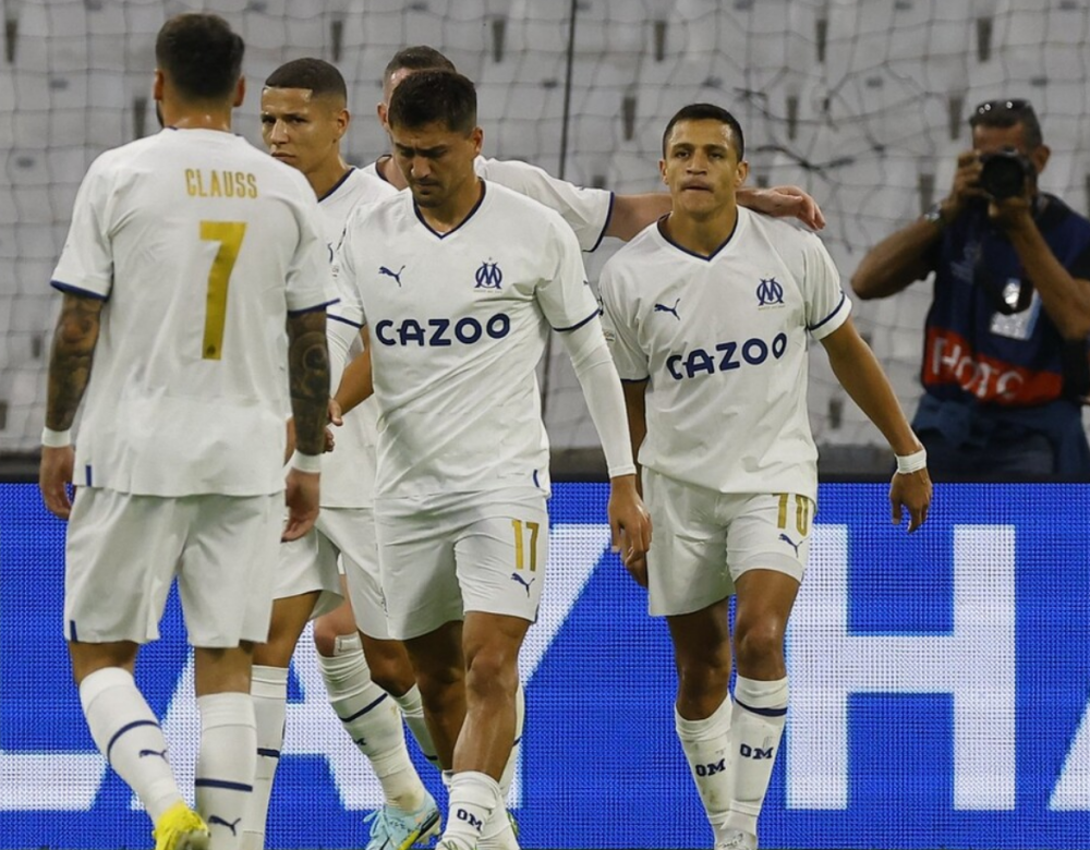 今夜欧冠传出新动向，辽宁本钢防线松动，管理层表态——话题不断，更衣室氛围转暖的简单介绍南宫电竞赛事